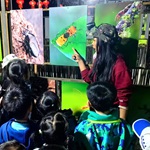 艺术馆参观讲解